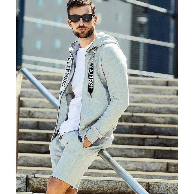 1PIU1UGUALE3 RELAX ウノピゥウノウグァーレトレ リラックス