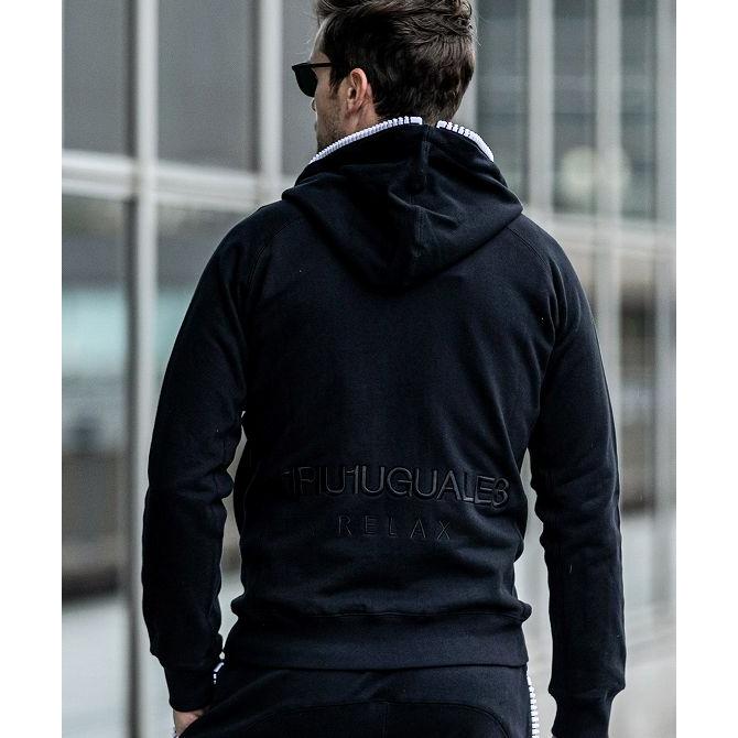 1PIU1UGUALE3 RELAX ウノピゥウノウグァーレトレ リラックス