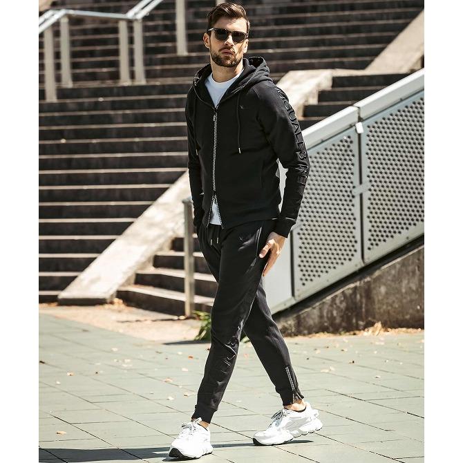 1PIU1UGUALE3 RELAX ウノピゥウノウグァーレトレ リラックス