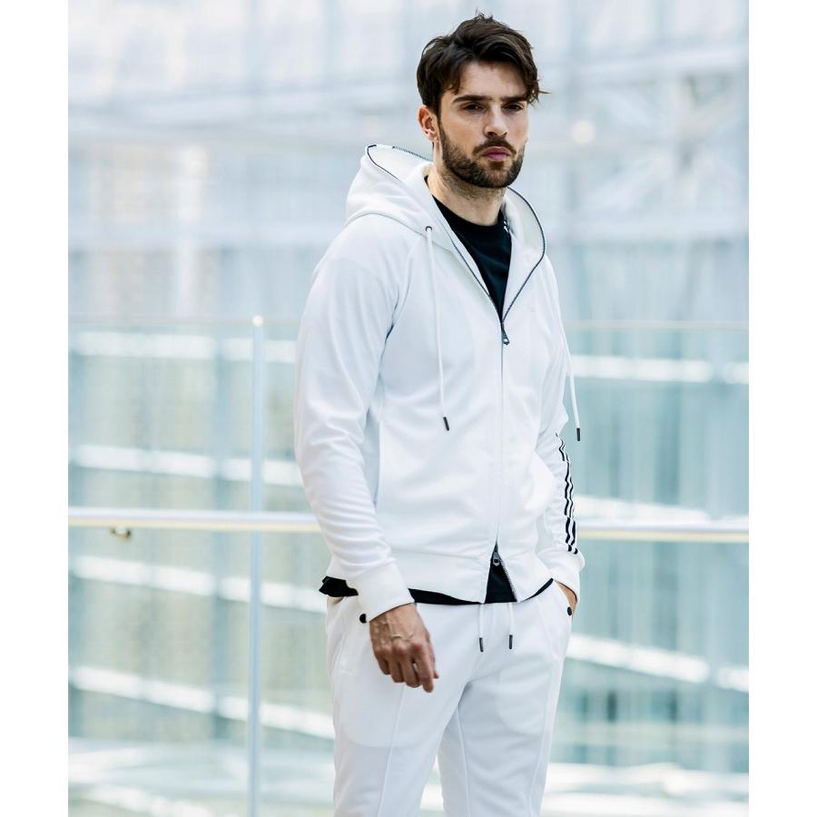 1PIU1UGUALE3 RELAX ウノピゥウノウグァーレトレ リラックス