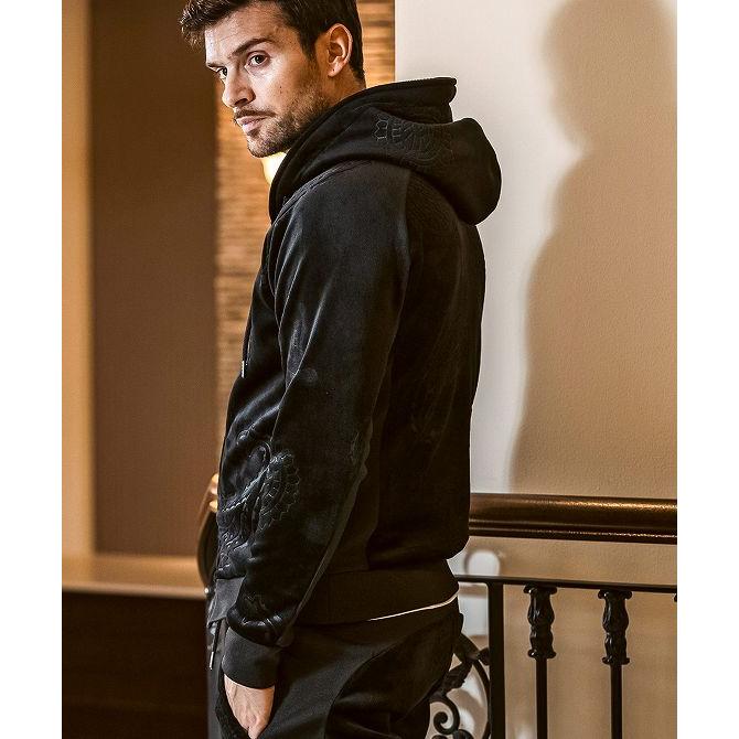 1PIU1UGUALE3 RELAX ウノピゥウノウグァーレトレ リラックス