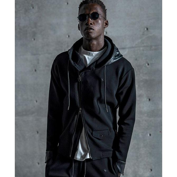 1PIU1UGUALE3 RELAX ウノピゥウノウグァーレトレ リラックス バイカー