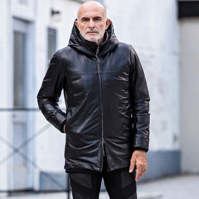 1PIU1UGUALE3 RELAX(ウノピゥウノウグァーレトレ)レザーダウンコート