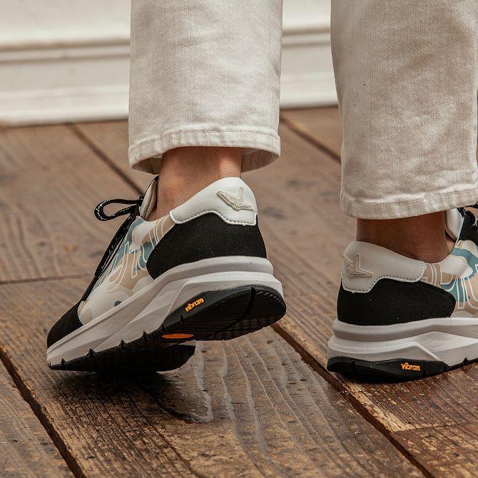 1PIU1UGUALE3 RELAX ウノピゥウノウグァーレトレ カモ柄ロゴスニーカー