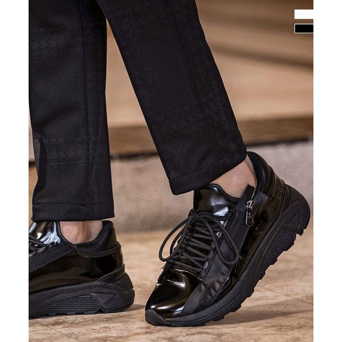 ウノピゥ 1PIU1UGUARE3 黒 ポロ Mサイズ 新品未使用タグ付き 1PIU1UGUALE3 RELAX ウノピゥウノウグァーレトレ リラックス サイド