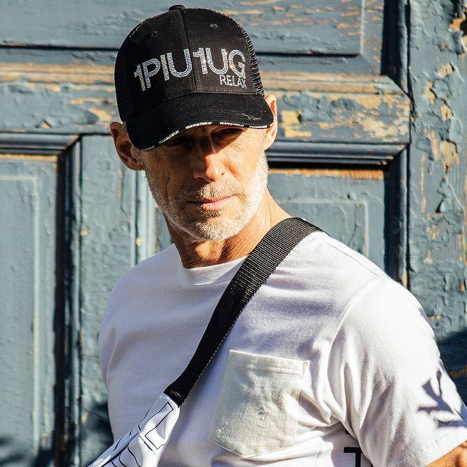 1PIU1UGUALE3 RELAX ウノピゥウノウグァーレトレ ラインストーン