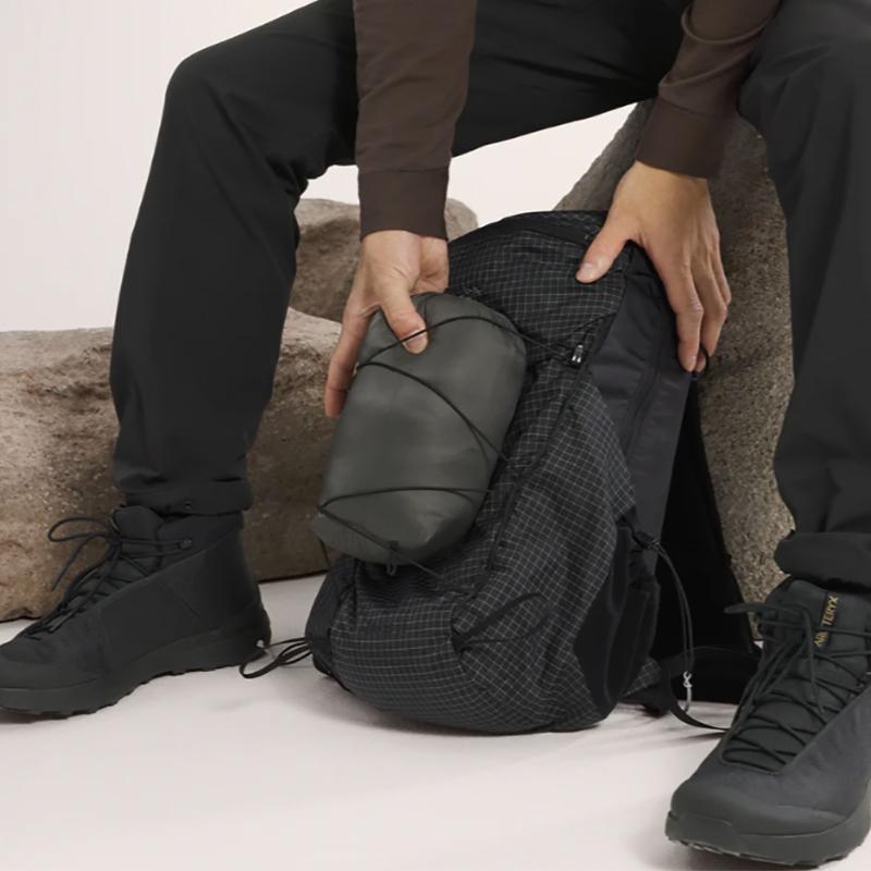 ARC'TERYX（アークテリクス） セリウム フーディ CERIUM HOODY FORAGE