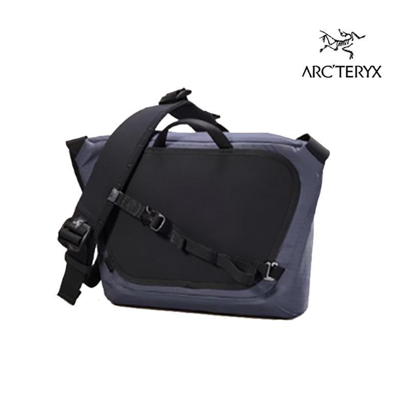 新品〈アークテリクス〉グランヴィル 10クーリエ バッグ（Dk Stratus） ARC'TERYX（アークテリクス） グランビル10 クーリエバッグ GRANVILLE