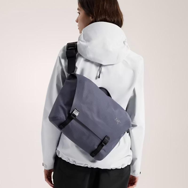 ARC'TERYX（アークテリクス） グランビル10 クーリエバッグ GRANVILLE