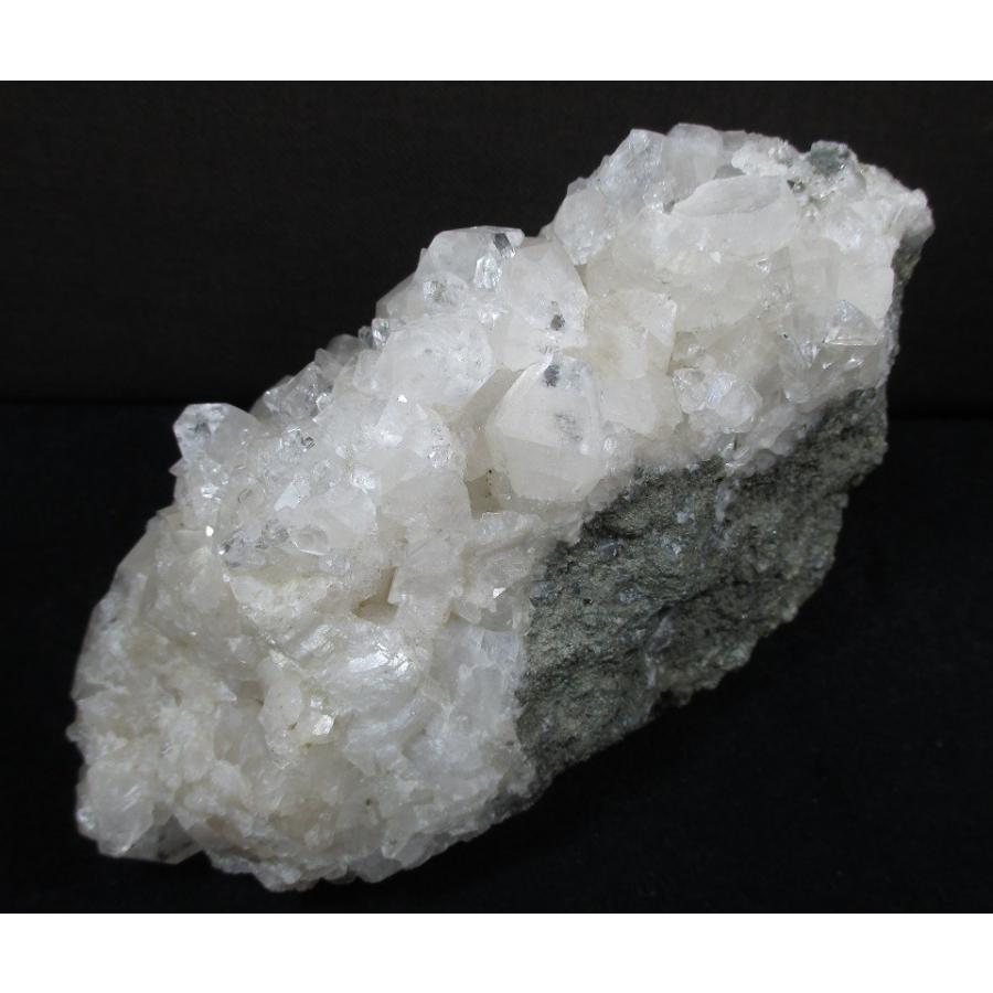 Apophyllite(魚眼石)岐阜県神岡鉱山0984