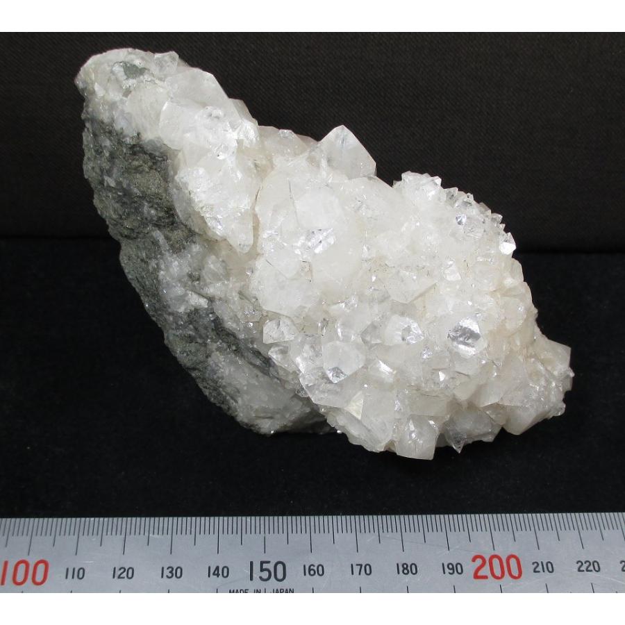 Apophyllite(魚眼石)岐阜県神岡鉱山0984