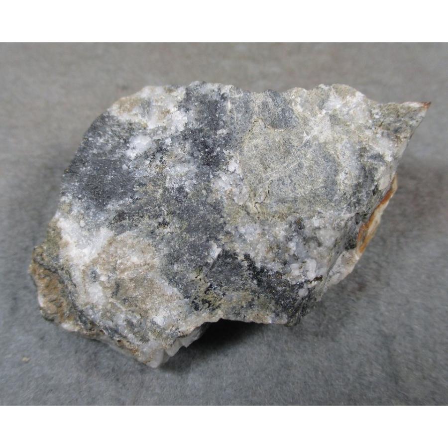 ACANTHITE：Argentite(針銀鉱：輝銀鉱)兵庫県大身谷鉱山1708 : ラピス
