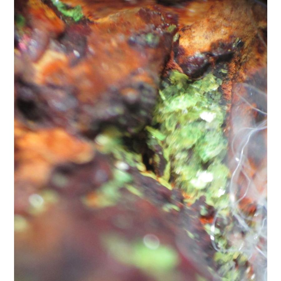 国産　燐灰ウラン　autunite オーツナイト　希少な岡山県人形峠産 国産 燐灰ウラン autunite オーツナイト 希少な岡山県人形峠産