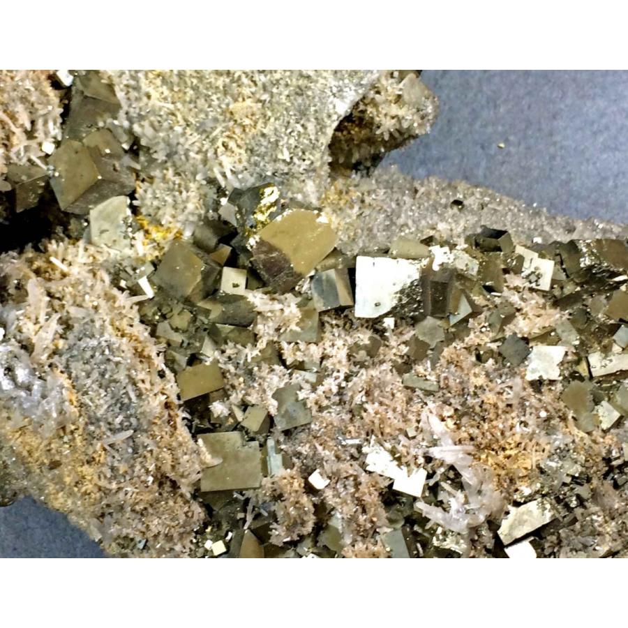 PYRITE(黄鉄鉱)青森県尾太鉱山blapiz-1203 : ラピス - 通販 - Yahoo