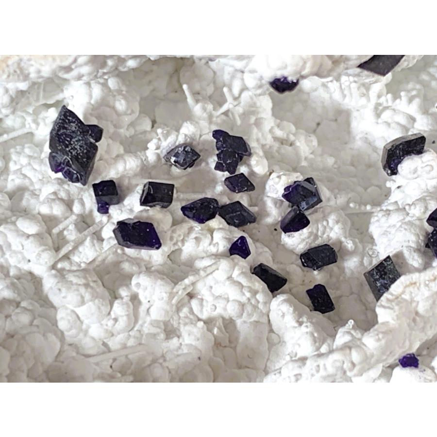 HENMILITE（逸見石）岡山県布賀01 : ラピス - 通販 - Yahoo!ショッピング