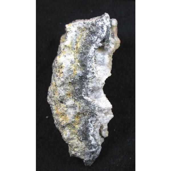 ACANTHITE：Argentite(針銀鉱：輝銀鉱)静岡県清越鉱山1210 : ラピス