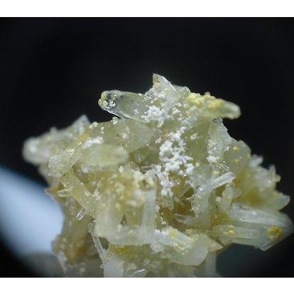 QUARTZ：Japanese Twin(水晶：日本式双晶)群馬県三ツ岩岳3353 : ラピス