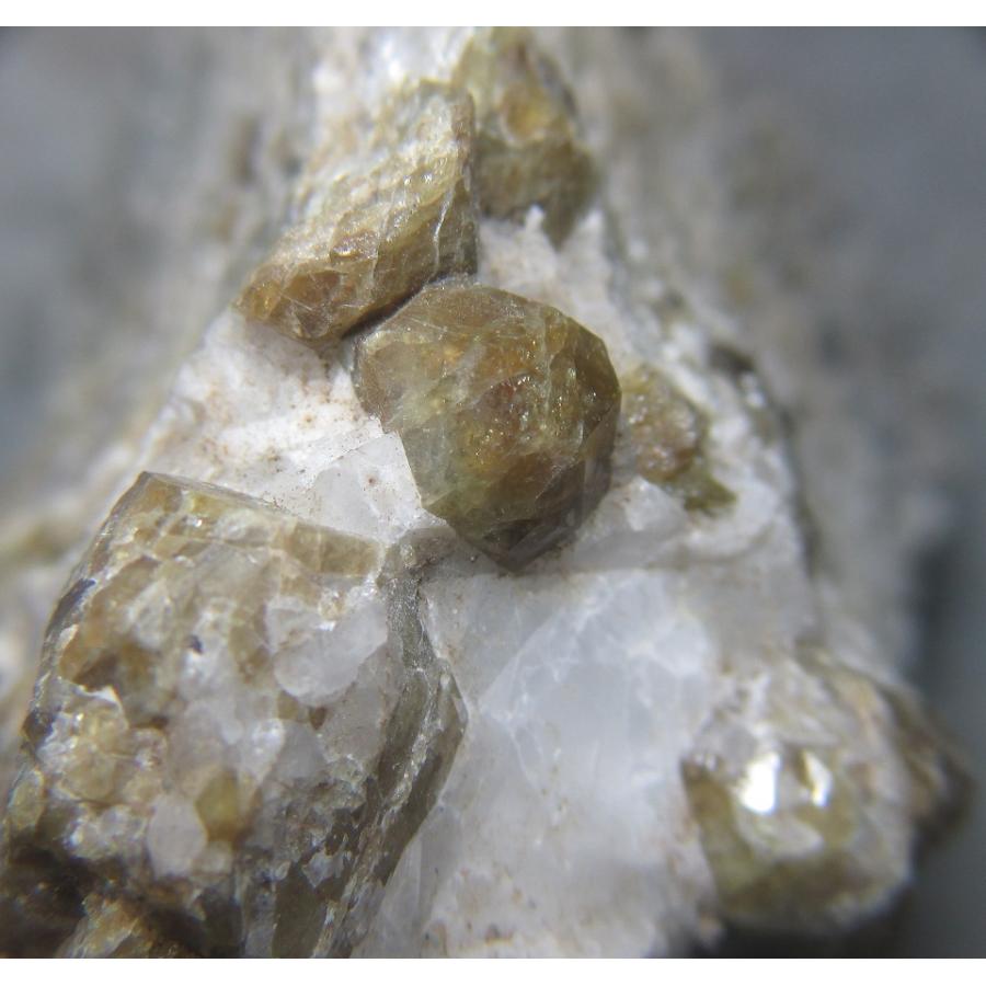 VESUVIANITE(ベスブ石)埼玉県秩父鉱山6150 : ラピス - 通販 - Yahoo