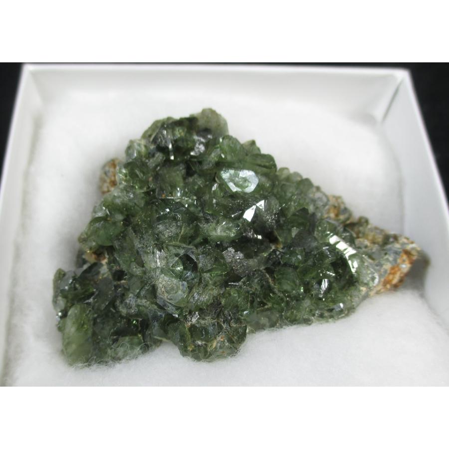 LUDLAMITE(ラドラム鉄鉱)Brazil6634 : ラピス - 通販 - Yahoo!ショッピング