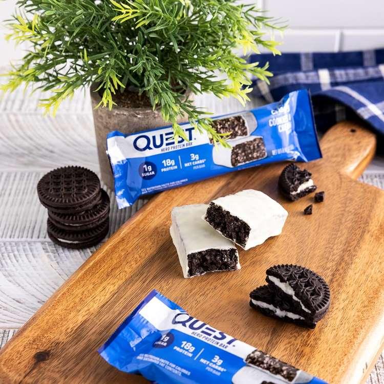 クエストニュートリション ヒーロープロテインバー クッキー&クリーム