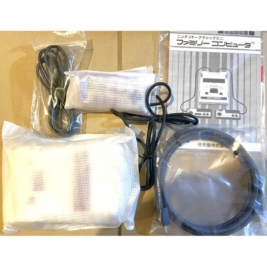 元箱、ケーブルなし　Nintendo  クラシックミニ ファミリーコンピュータ 開封】ミニファミコン ニンテンドークラシックミニ ファミリー