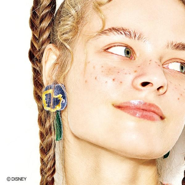 ピアス レディース Accommode アコモデ Disney ディズニー ふしぎの国のアリス フラワーピアス イエロー D Em091 Pye Spica Store 通販 Yahoo ショッピング