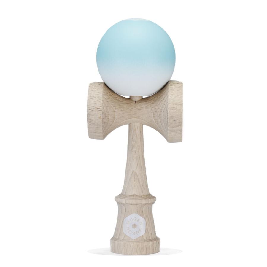 カラフルなラインナップが特徴の高性能けん玉 【MUGEN MUSOU