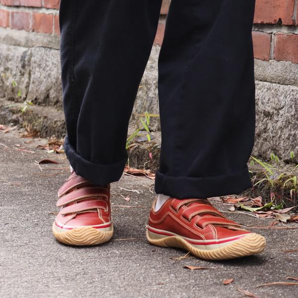 スピングル　ムーブ　赤レザー スニーカー 楽天市場】【 ニューバランス にも負けない履き心地の日本製