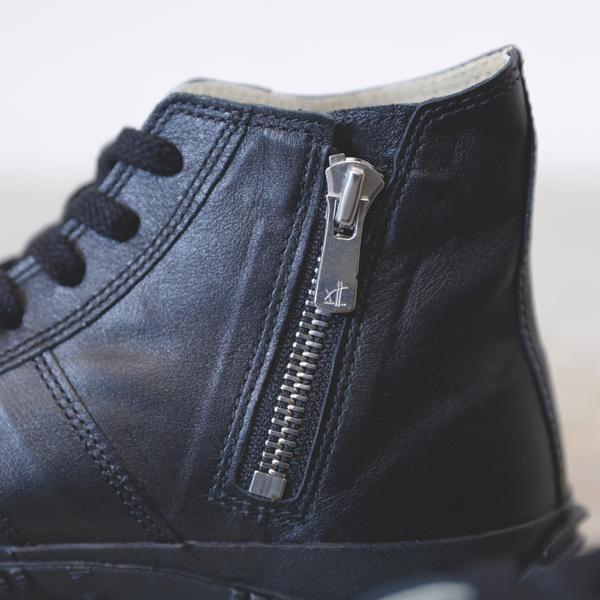 美品 SPINGLE MOVE スピングルムーブ レザー サイドジップ 26.5 スピングル ムーヴ SPINGLE MOVE SPM-443（ユニセックス）ブラック (05