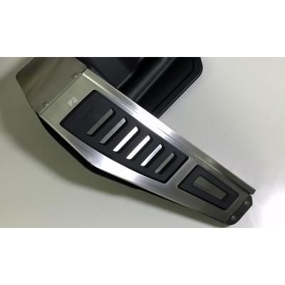 AUDI A3(8V)・TT(8S) ステンレス フットレスト 【maniacs
