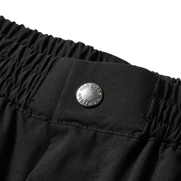ニューエラ ゴルフ レインパンツ アウトラインロゴ ブラック NEW ERA (14859957) 2026年春夏モデル | NEW ERA | 05