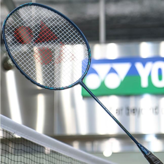 YONEX（ヨネックス） 送料無料 4U6 ナノフレア800プロ NF-800P