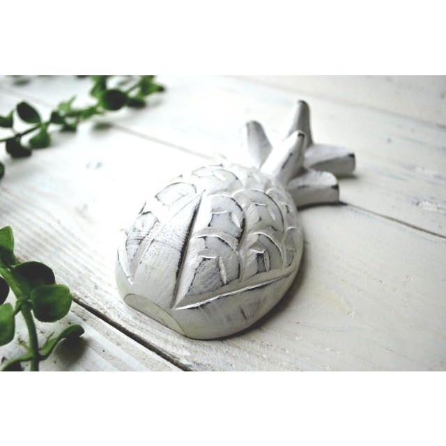 パイナップル壁掛け ホワイト＆ブルー 2色1セット インテリア ハワイアンインテリア 壁飾り |  | 02