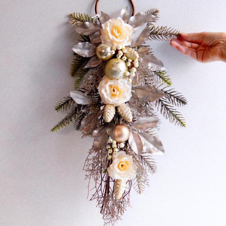 ホワイトローズ ドアノブスワッグ クリスマス シック 壁掛け おしゃれ 北欧 インテリア |  | 07