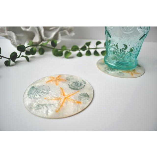 カピスシェルコースター 2枚セット スターフィッシュ＆シェル柄 おしゃれ キッチン ギフト 西海岸 コースタルリビング ハワイ | 