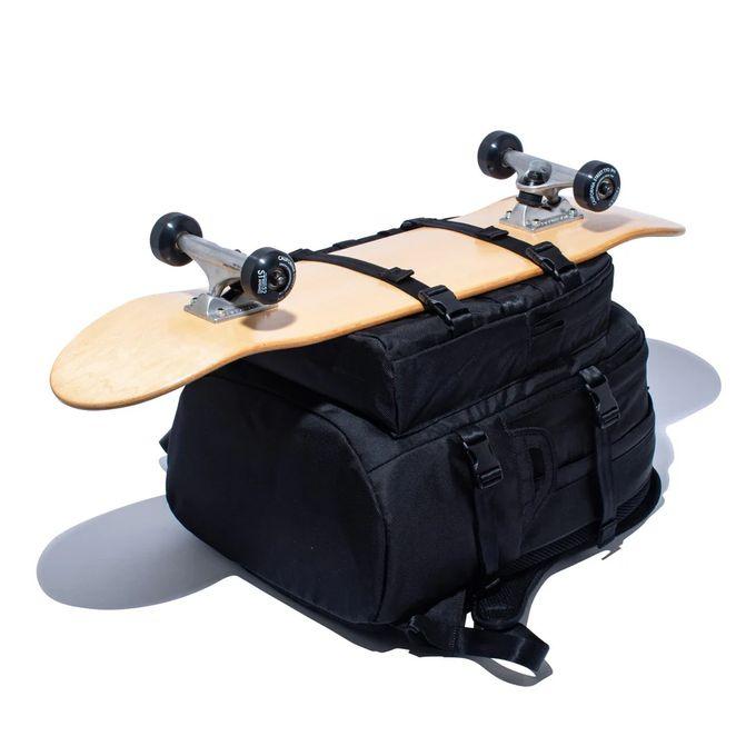 ニューエラ NEW ERA メンズ レディース スポーツ バッグ バックパック リュック CARRIER PACK 1680D BLK 251 14521349 【2025SS】の画像