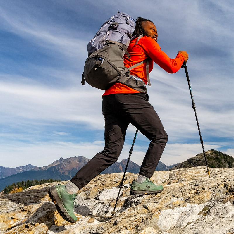 トポ アスレチック topo athletic トレイルランニングシューズ TRAVERSE メンズ 0200640142241 Dark Green/Charcoal アウトドア ビブラムソール クッション 幅広｜sports-diary｜06