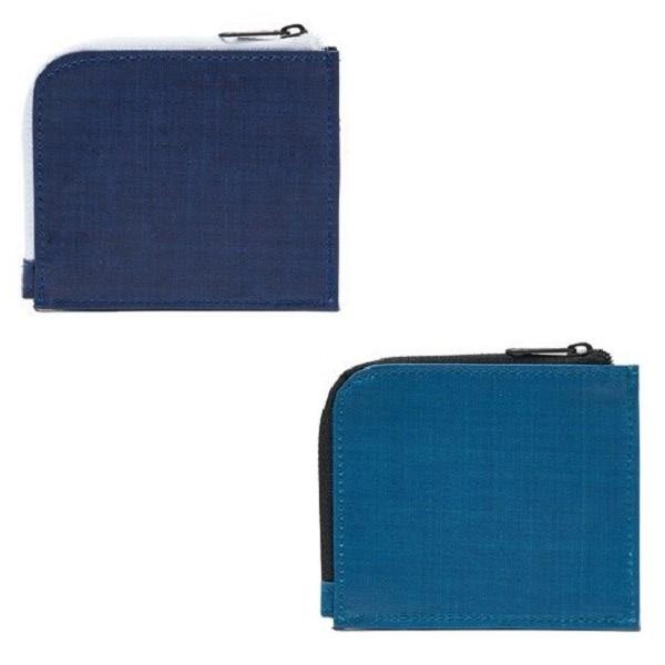 OAKLEY 四つ折りレザーウォレット 90s 00s OAKLEY オークリー LEATHER WALLET 財布 - メルカリ