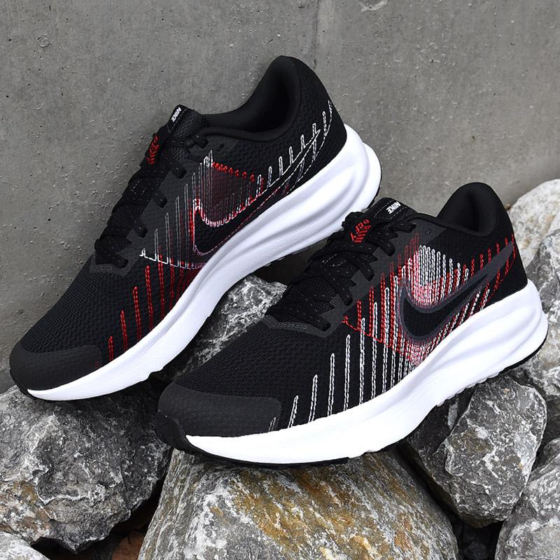 NIKE（ナイキ） スニーカー 運動 クラブ 部活 カジュアル シューズ 靴