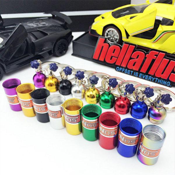 ワイルドスピード7 ミニカー2台、NOSキーホルダー2個セット、新品、未使用 ワイルドスピード7 ミニカー2台、NOSキーホルダー2個セット