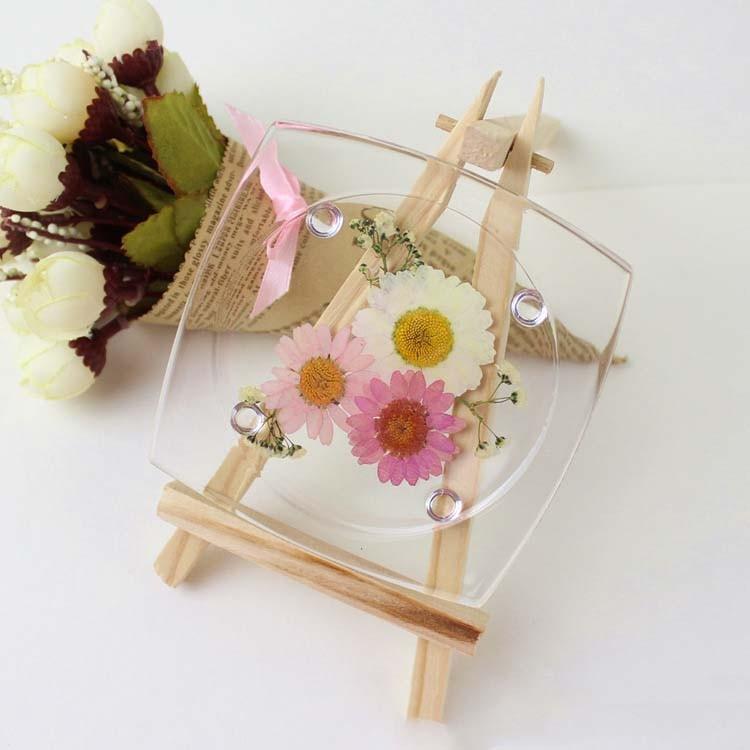 クリスマス 2025 ハーバリウム(植物標本) コースター 1枚 / 誕生日 プレゼント ギフト プチギフト 女性 卒業 新生活 退職 おしゃれ 母親 祖母 妻 女性 |  | 16