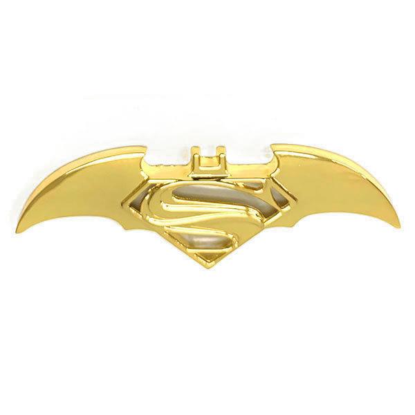 エンブレム 車 ステッカー バットマン パーツ カー用品 3d アクセサリー ロゴ マーク バックドア 外装 Bタイプ 色ゴールド 送料無料 Batman B Sticker Gold Shopスマイル 通販 Yahoo ショッピング