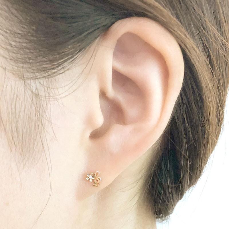ゴールド ピアス g ミュージック フラワー バーベル ボディピアス キャッチ ボール14k K14 金 ゴールド ネジ 取れない 外れない 片耳 g Bl 66 Sputnik Jewelry 通販 Yahoo ショッピング