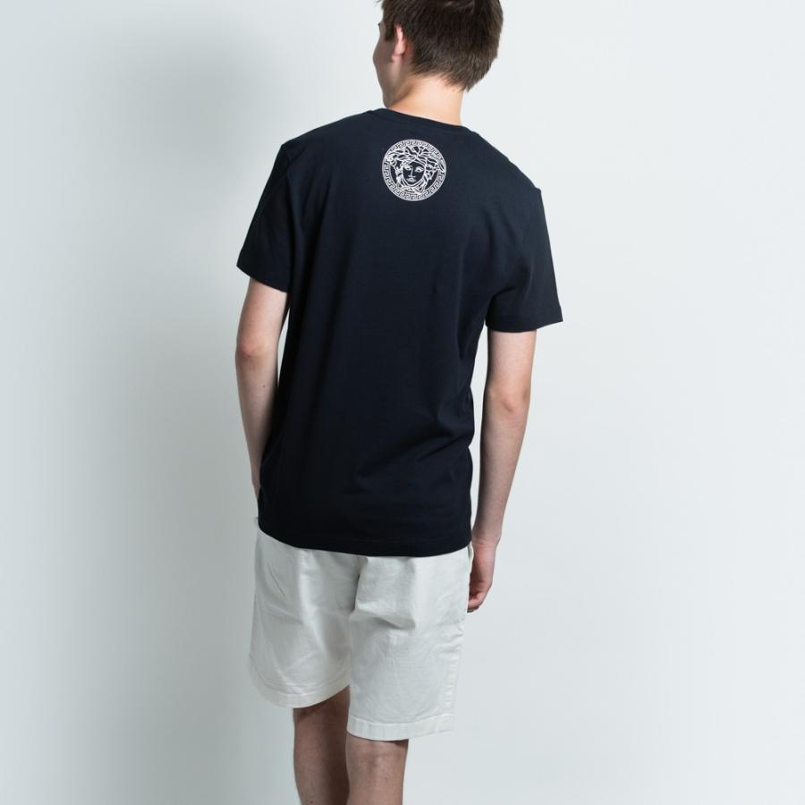ヴェルサーチ Versace Tシャツ カットソー メンズ 半袖 ネイビー 紺 コットン A396s ロゴ Xs 送料無料 メンズ トップス ブランドtシャツ Versace A396s Navy Zokzok 通販 Yahoo ショッピング