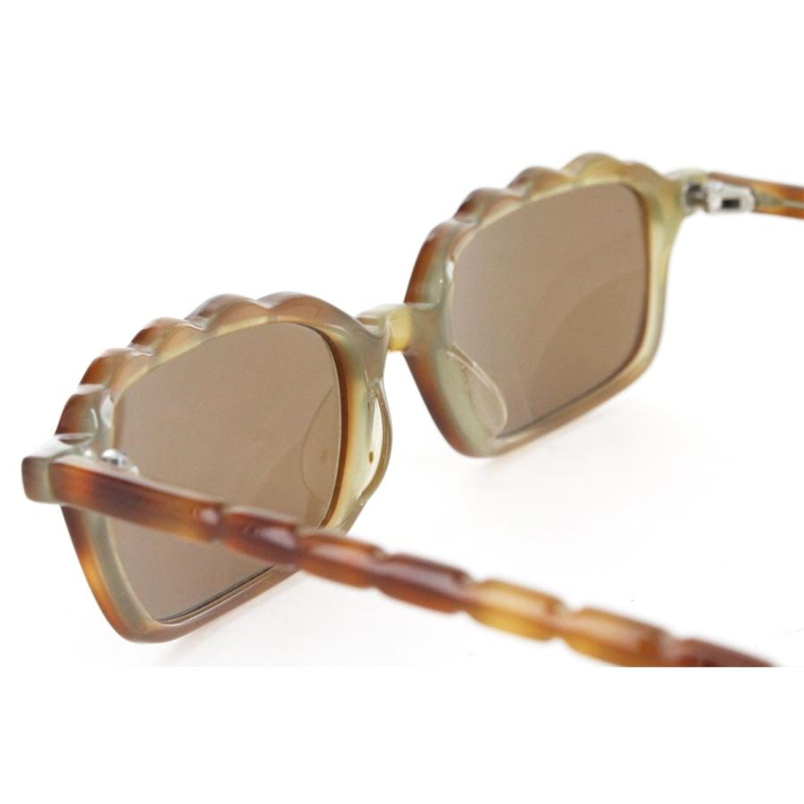 [JF Rey]ジェイエフレイ デッドストック 新品 入手困難 サングラス J 701 703/062 ブラウン グリーン かわいい フランス なみなみ 波 レトロ お洒落 おしゃれ |  | 02