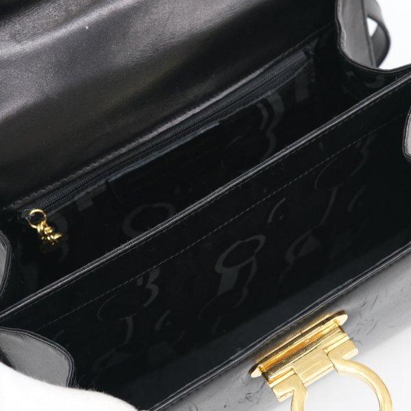 Salvatore Ferragamo サルヴァトーレ フェラガモ ガンチーニ Salvatore Ferragamo サルヴァトーレ フェラガモ ガンチーニ
