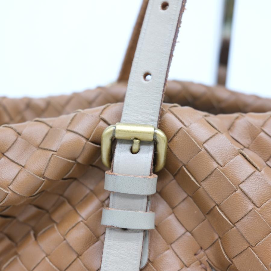 お値引き】BOTTEGA VENETA ボッテガヴェネタ フラワー イントレ