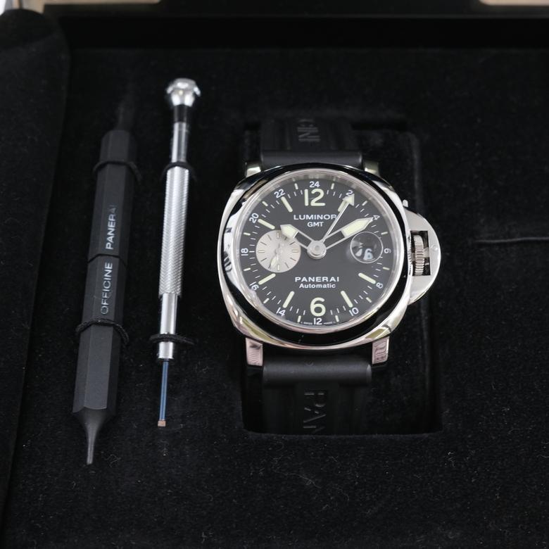 新品仕上げ済】パネライ PANERAI ルミノール GMT 自動巻き 腕時計 