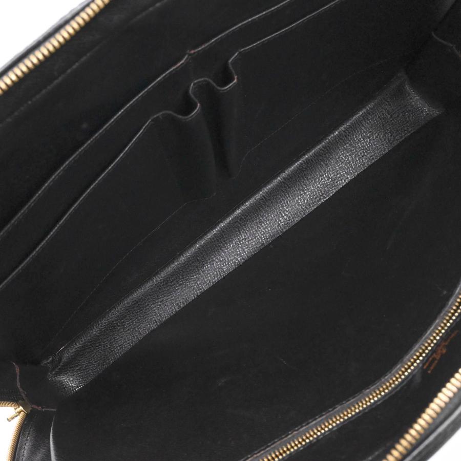 LOUIS VUITTON ルイヴィトン エピ ポルトドキュマン ヴォワヤージュ