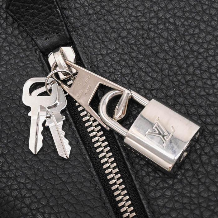 【美品】LOUIS VUITTON ヴィトン アルマンド デイパック バックパック リュックサック トリヨン レザー メンズ ブラック M42687 |  | 18